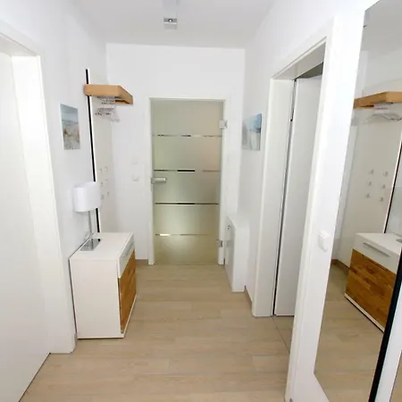 Strandnahes Mit Eigener Sauna Und Kamin - Am Duenenstrand Baabe